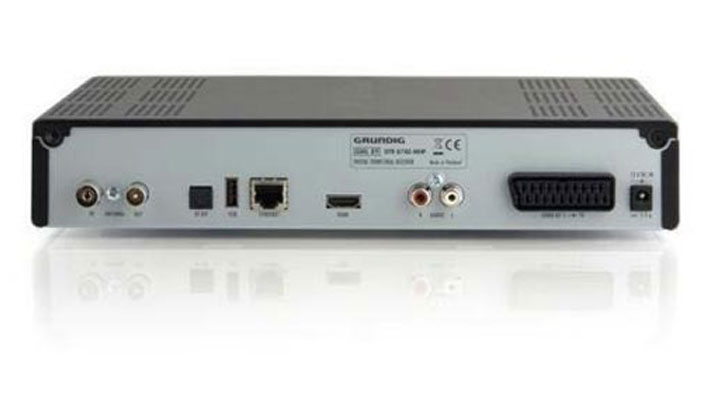 grundig8740_mottaker-og-kort-3